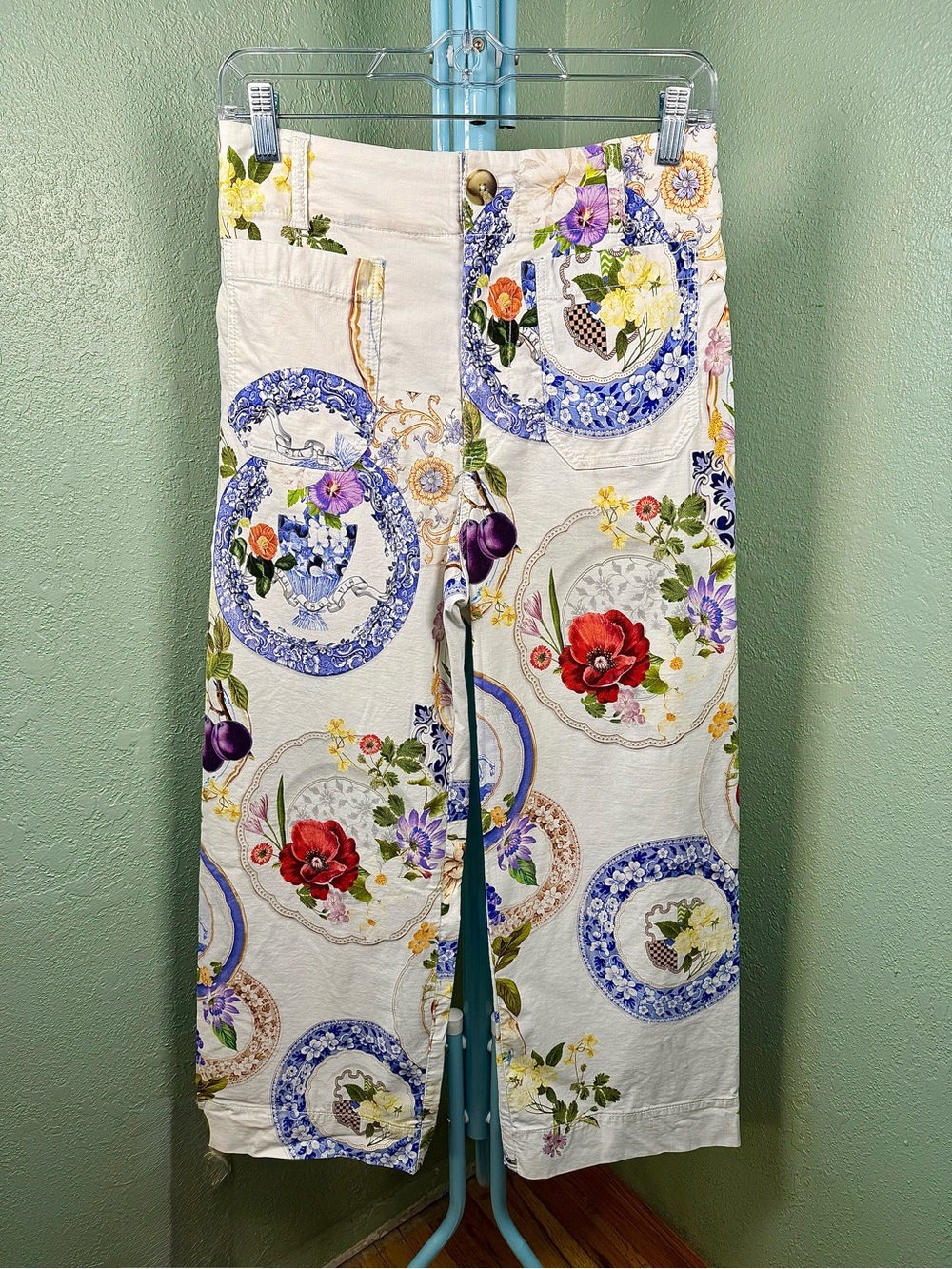 Anthropologie Maeve “ The Colette” Cropped Wide-Leg Pants Floral Plates Size 27